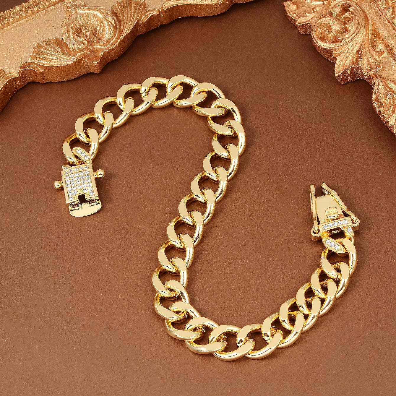 Chunky Golden Chain Bracelet with Sparkling Accents